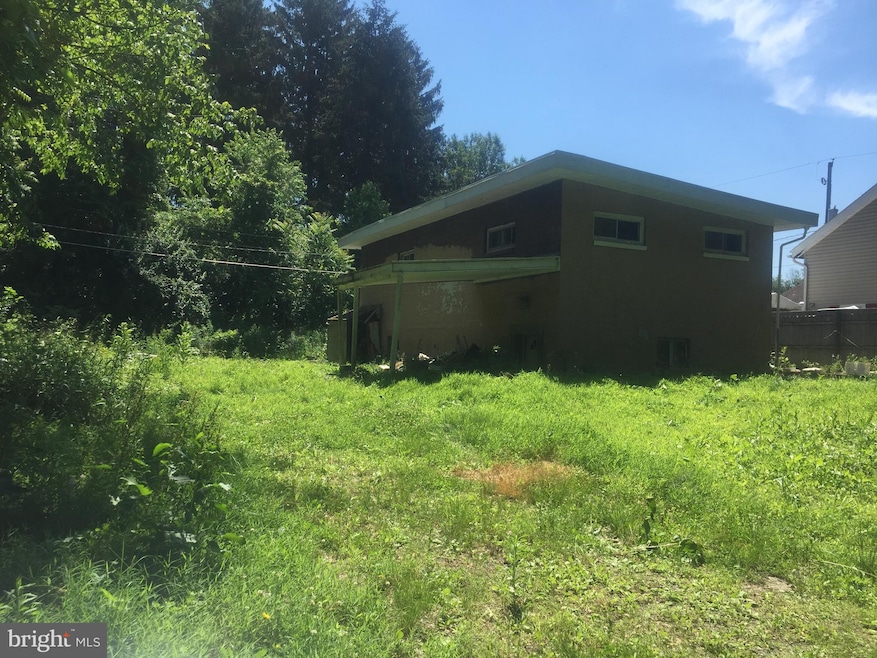 9 Walton Ave, Mohnton, PA 19540 - photo 1