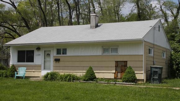 2220 Myrtle