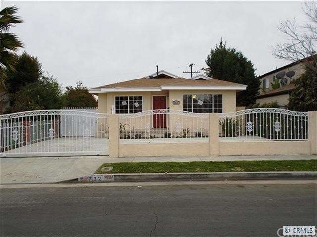 732 E 118th Place, Los Angeles, CA 90059 - photo 1