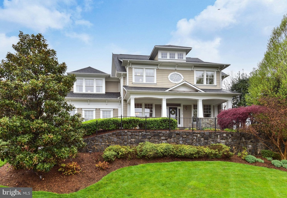 2320 Dale Dr, Falls Church, VA 22043 - photo 1