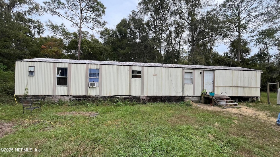 10017 Factory Ave, Hampton, FL 32044 - photo 1