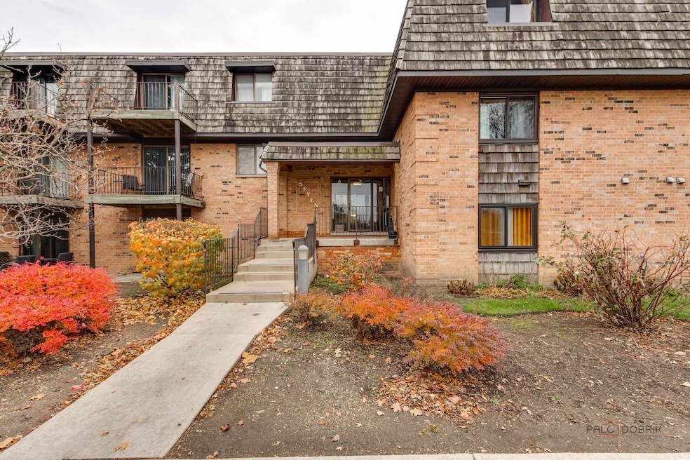 7 Oak Creek Dr unit 3703, Buffalo Grove, IL 60089 - photo 1