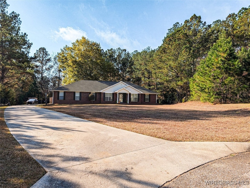 110 Plantation Way, Ozark, AL 36360 - photo 1