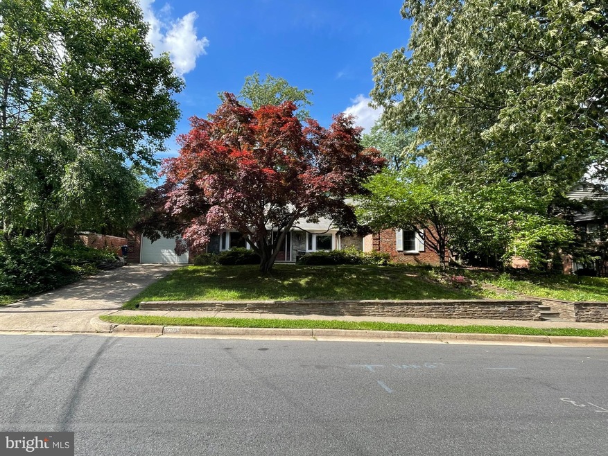 Sold $1,165,000 • Co-Listing Agent