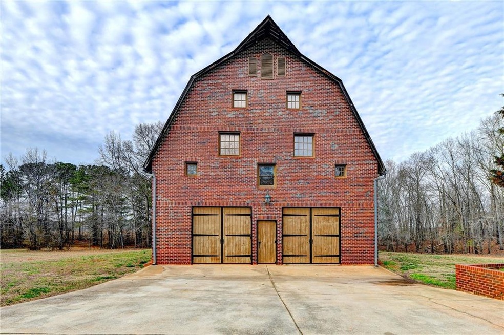 Sold $900,000 • Co-Listing Agent