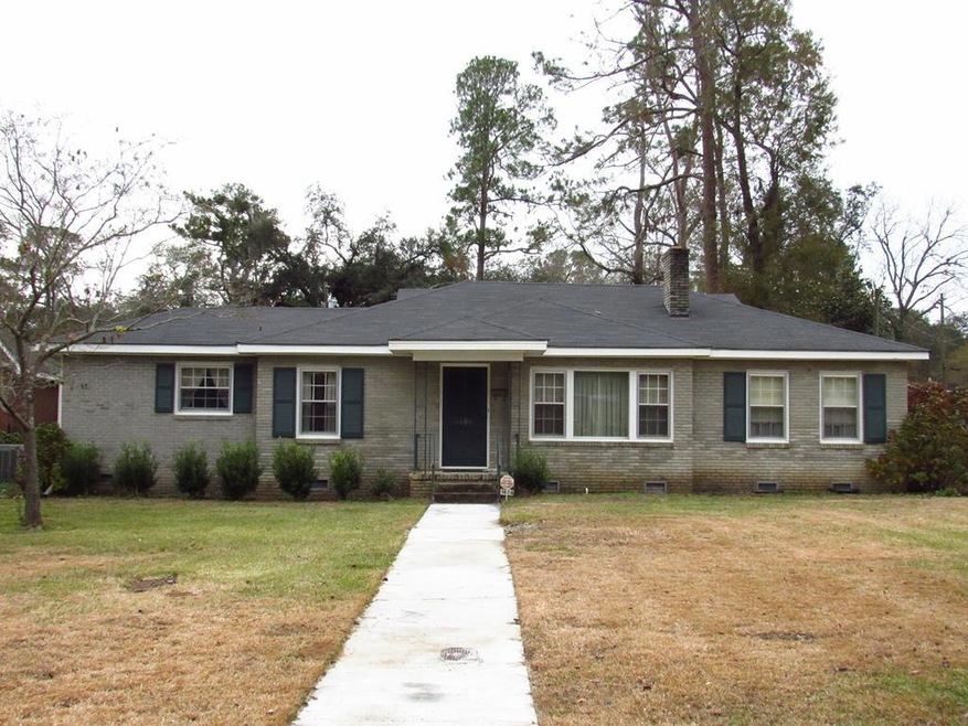 1404 8th Ave, Albany, GA 31707 - photo 1