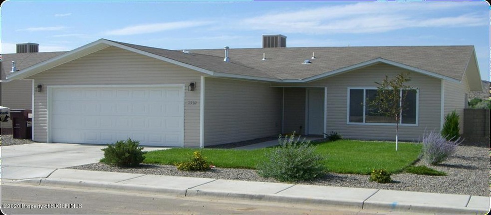 310 Valle Bonita Dr, Farmington, NM 87401 - photo 1