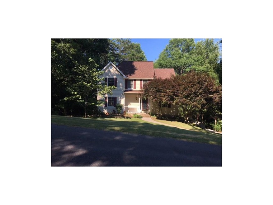 231 Toccoa Ct, Ellijay, GA 30540 - photo 1