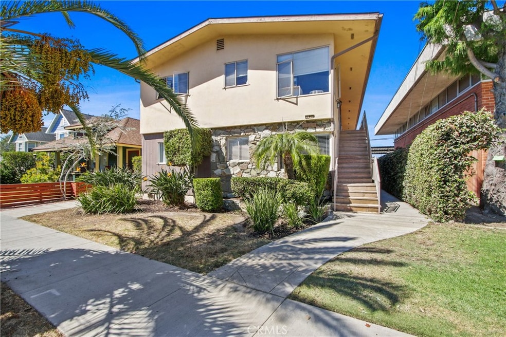 1637 E 3rd St unit 6, Long Beach, CA 90802 - photo 1