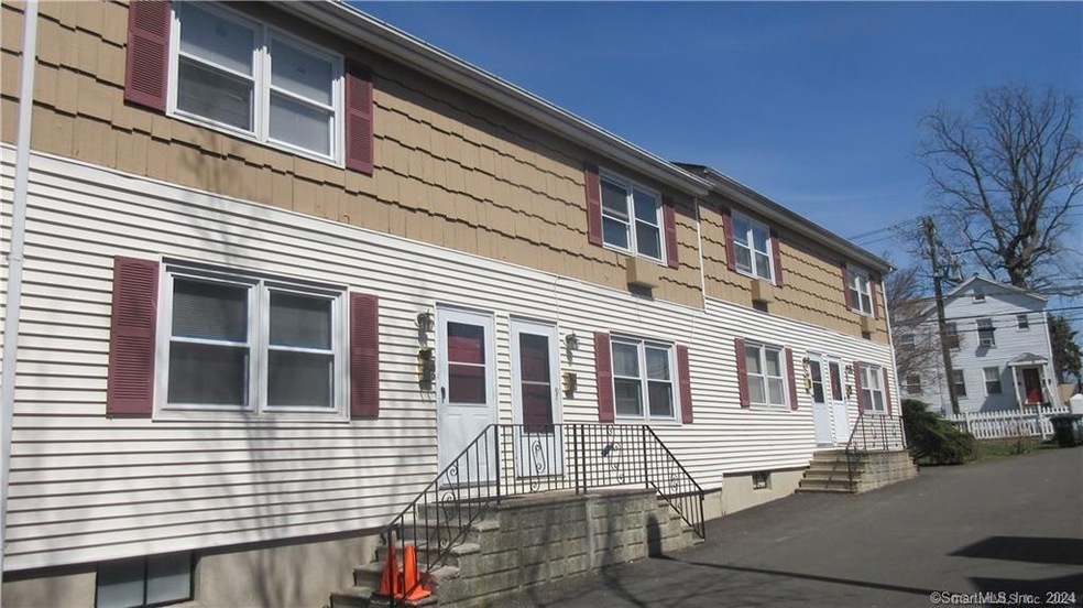 133 Lockwood Ave unit C, Stamford, CT 06902 - photo 1