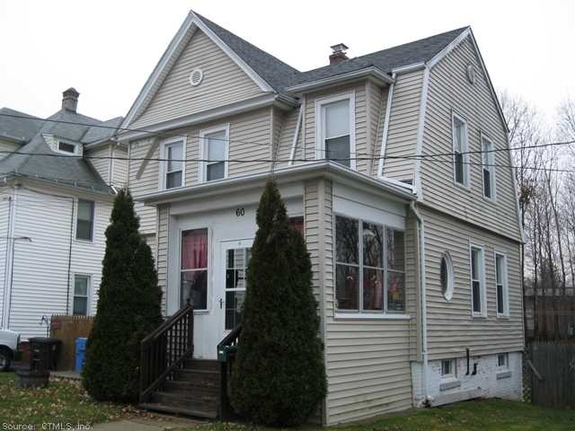 Exterior Front. New vinyl siding - new roof