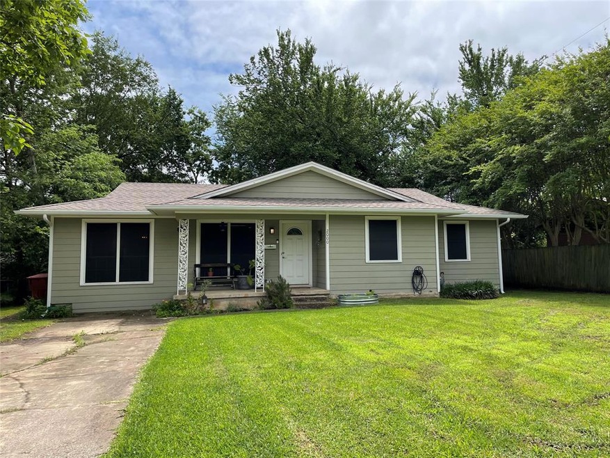 2000 Island Bayou, Bonham, TX 75418 - photo 1