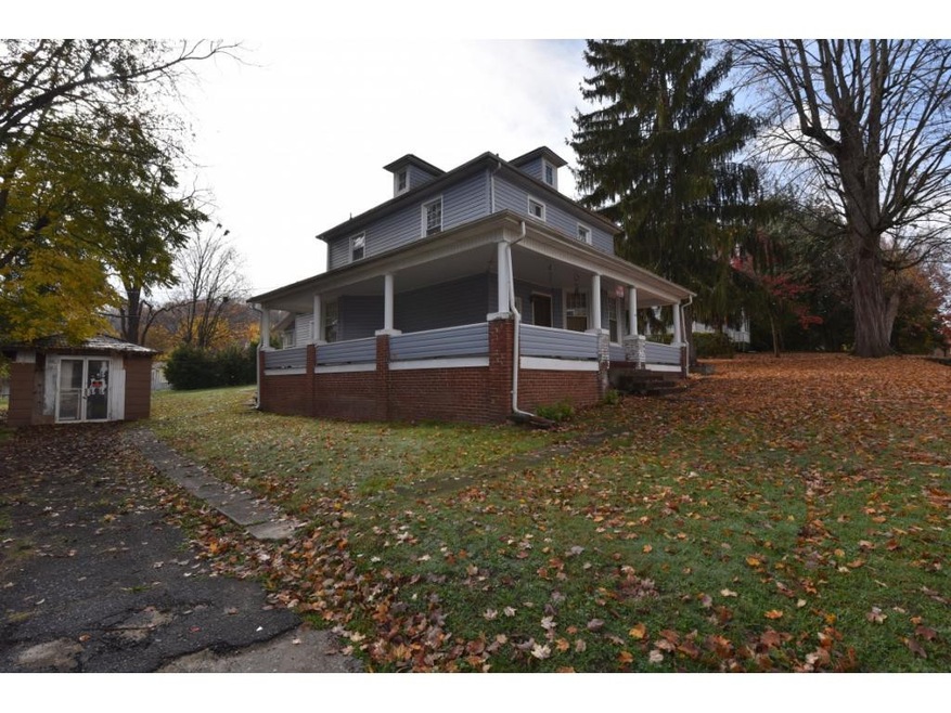 205 W Locust St, Johnson City, TN 37604 - photo 1