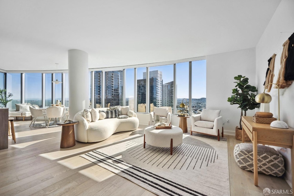 Sold $3,070,000 • Co-Listing Agent