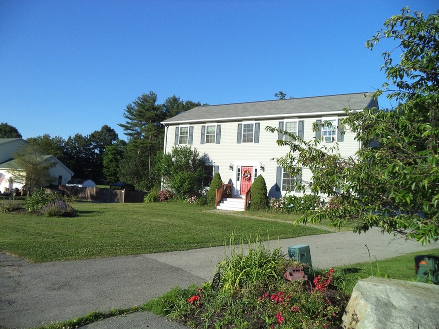 7 Elizabeth Way, Salisbury, MA 01952 - photo 1