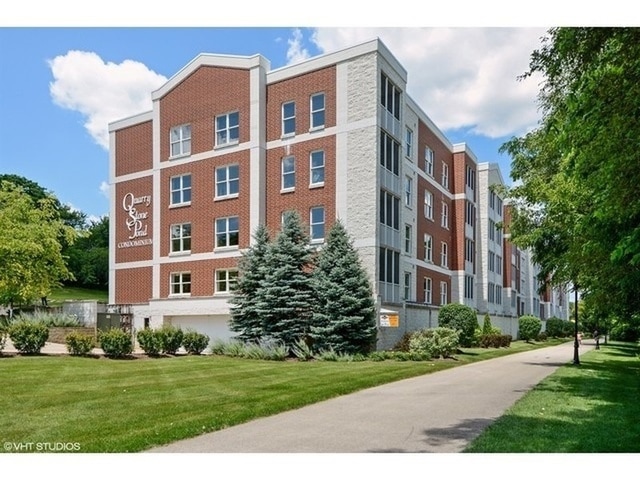 206 N Water St unit 303, Batavia, IL 60510 - photo 1