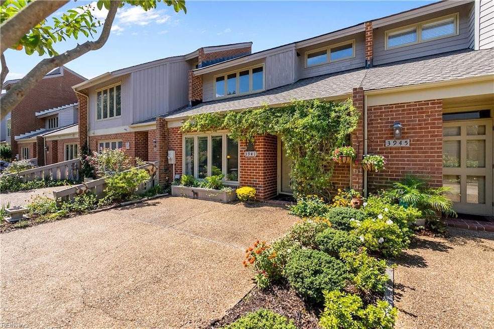 Sold $695,000 • Co-Listing Agent