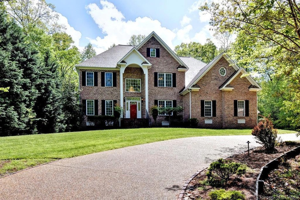 Gorgeous, luxury living