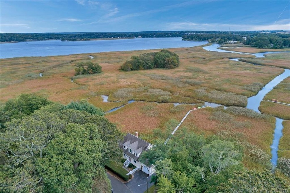 Views, Dock & Water access- Paradise