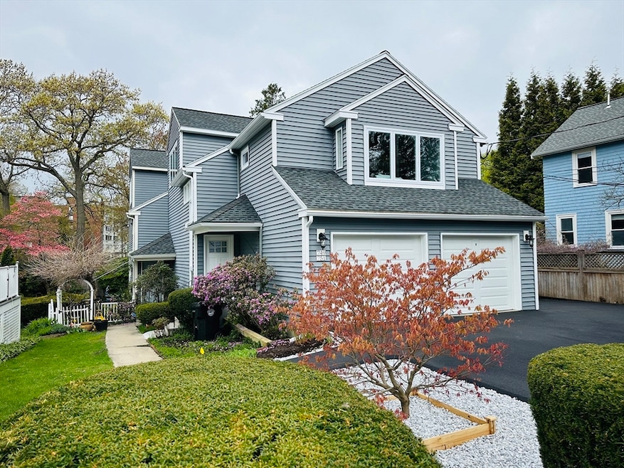 749 Heath St, Chestnut Hill, MA 02467 - photo 1