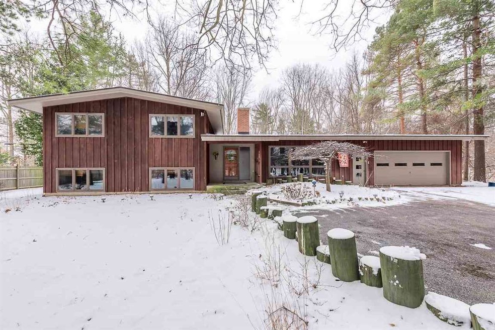 3221 Isabella St, Midland, MI 48640 - photo 1