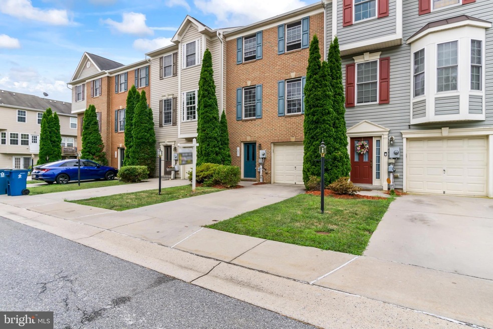 Sold $300,000 • Co-Listing Agent