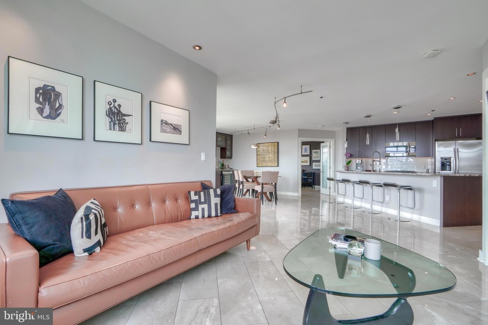 Harborview Towers unit 614, Baltimore, MD 21230 - photo 1