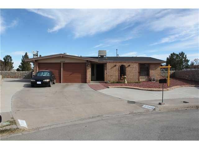 15357 Northport Ct, Horizon City, TX 79928 - photo 1