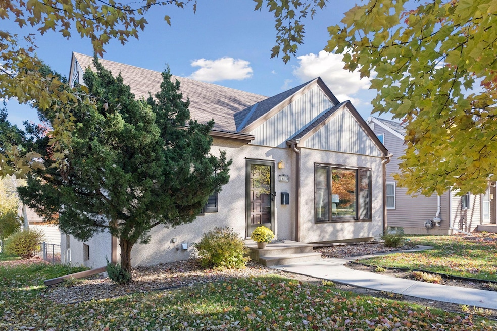 5613 York Ave S, Edina, MN 55410 - photo 1