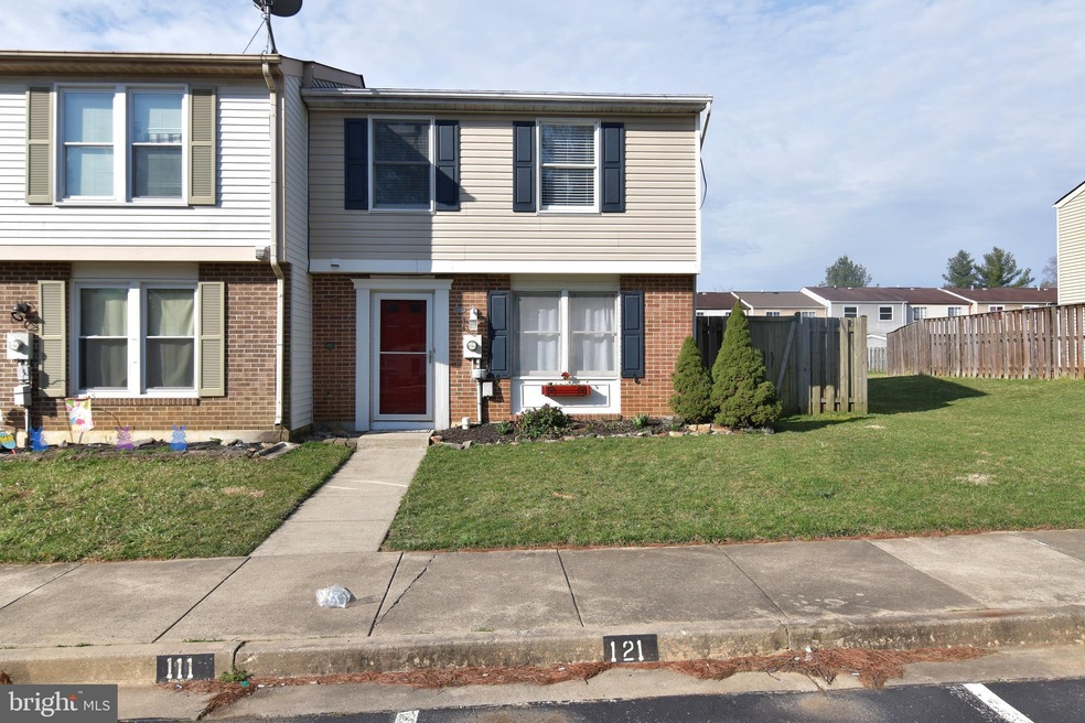 111 Savannah Ct, Walkersville, MD 21793 - photo 1