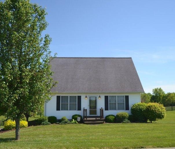 1935 Oakland Ln, Harrodsburg, KY 40330 - photo 1