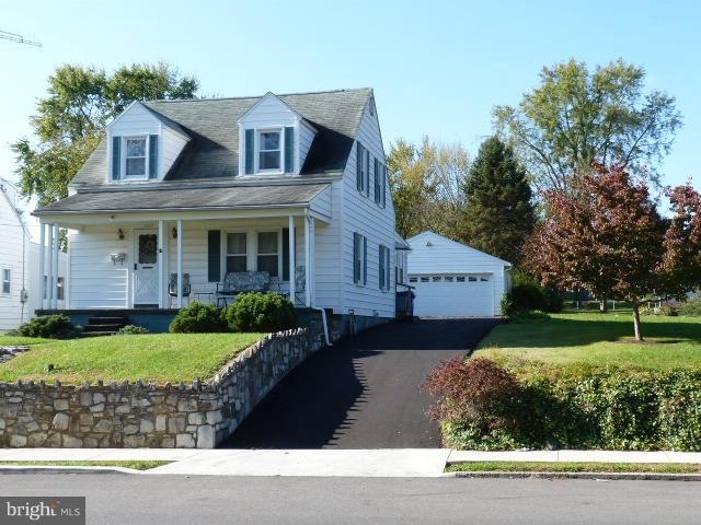 1107 Salem Ave, Hagerstown, MD 21740 - photo 1