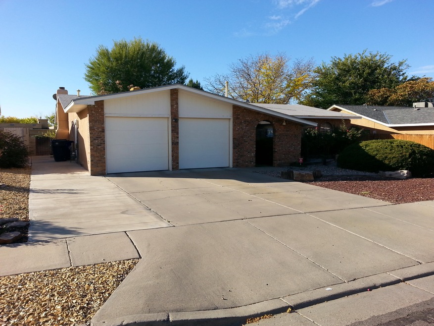 6700 Orphelia Ave NE, Albuquerque, NM 87109 - photo 1