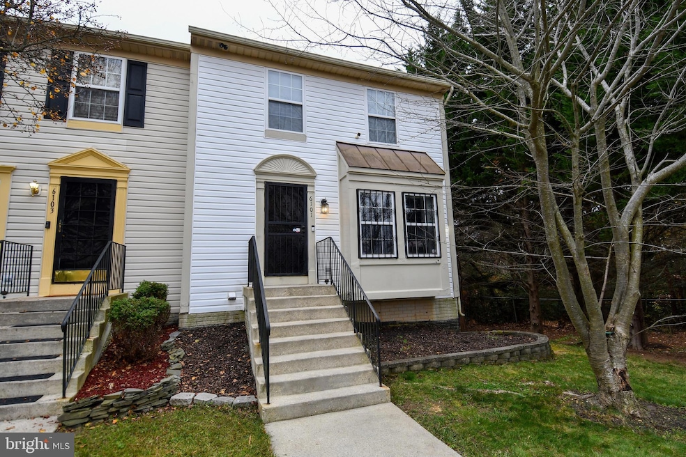 6101 W Hil Mar Cir, District Heights, MD 20747 - photo 1