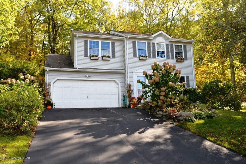 79 Mountain Rd, Mountain Top, PA 18707 - photo 1