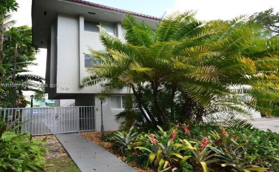 7626 NE 6th Ct unit 7, Miami, FL 33138 - photo 1