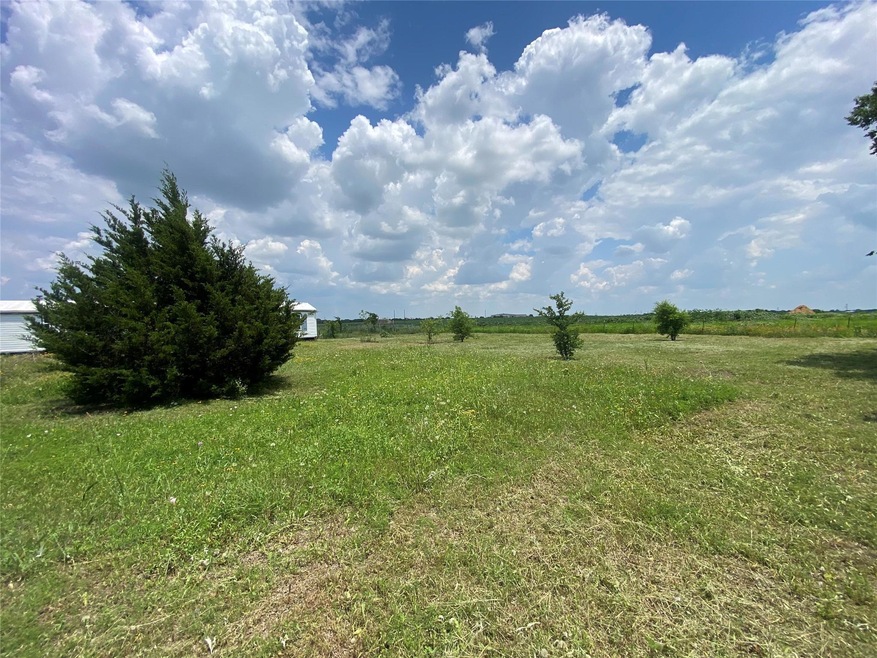 5400 Spring St, Alvarado, TX 76009 - photo 1