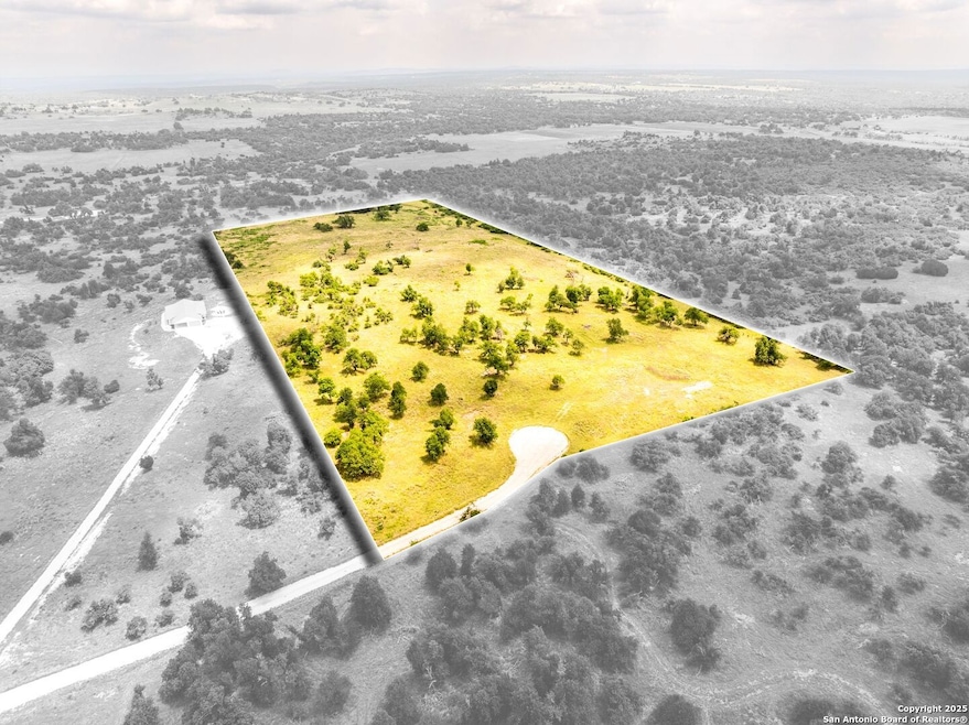 596 Ruger Rd, Fredericksburg, TX 78624 - photo 1