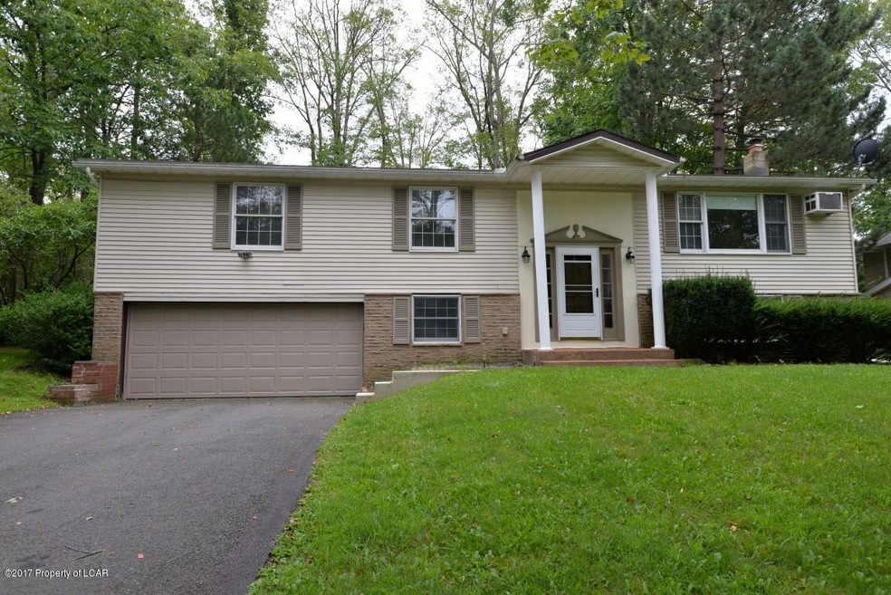 18 Yorktown Rd, Mountain Top, PA 18707 - photo 1