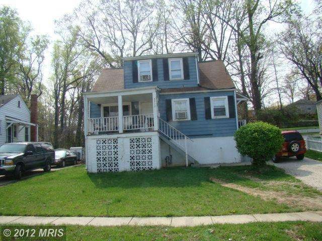 5213 N Englewood Dr, Hyattsville, MD 20785 - photo 1