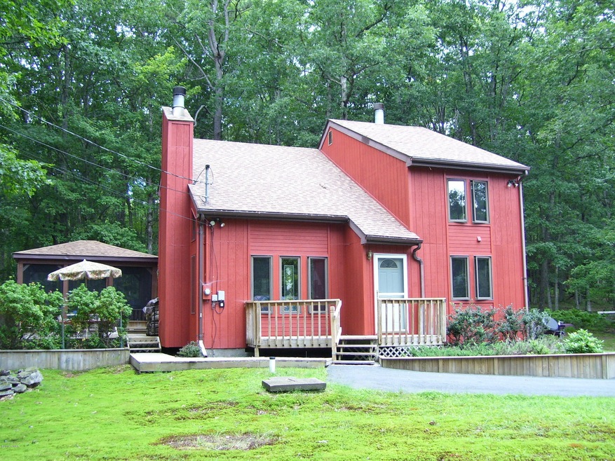 247 Fawn Lake Dr, Hawley, PA 18428 - photo 1