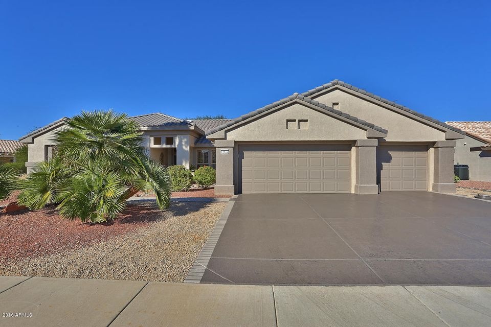 Direct Front View & 3 Car Garage