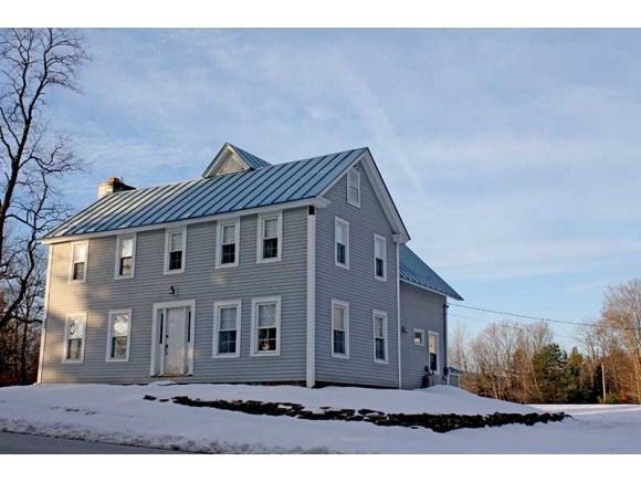 710 E Hill Rd, Ludlow, VT 05149 - photo 1
