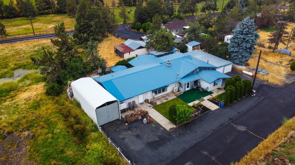 6160 NW 10th St, Terrebonne, OR 97760 - photo 1