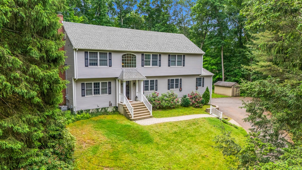 9 Sunnyridge Rd, Avon, CT 06001 - photo 1