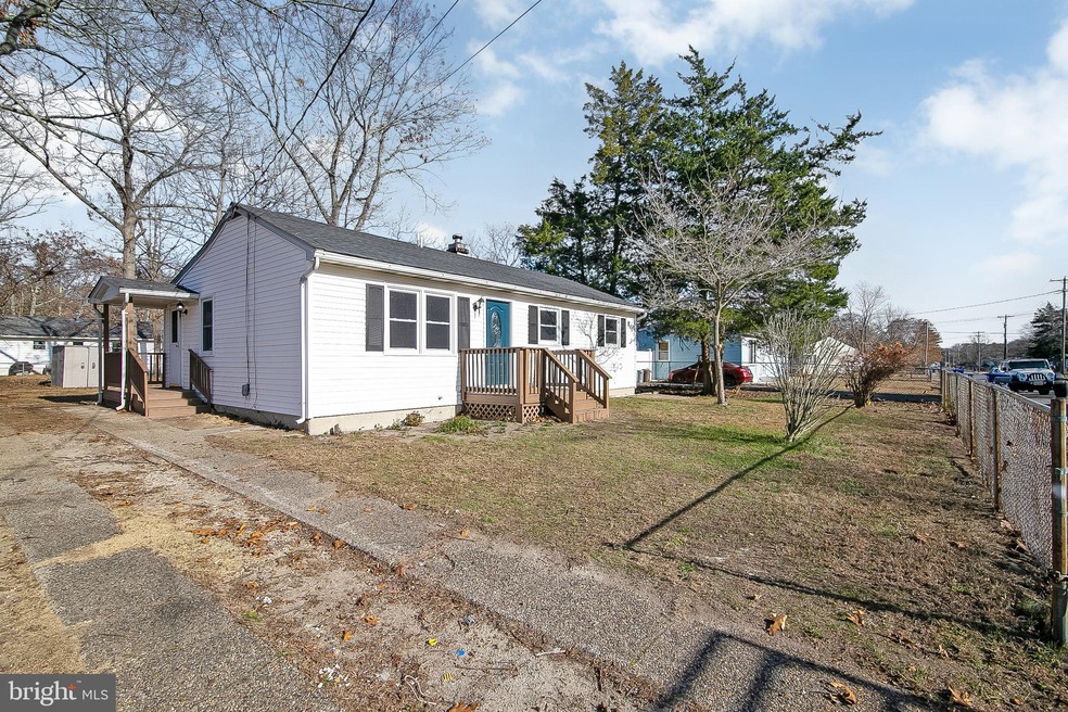 606 Berkley Dr, Browns Mills, NJ 08015 - photo 1