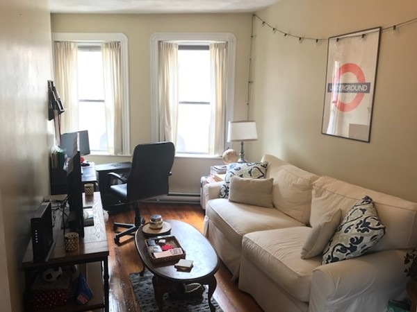 23 Charter St unit 4, Boston, MA 02113 - photo 1