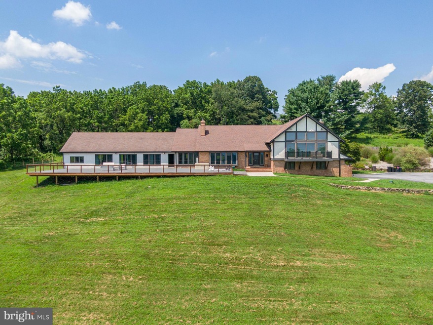 1496 Orchard Ln, Boyertown, PA 19512 - photo 1