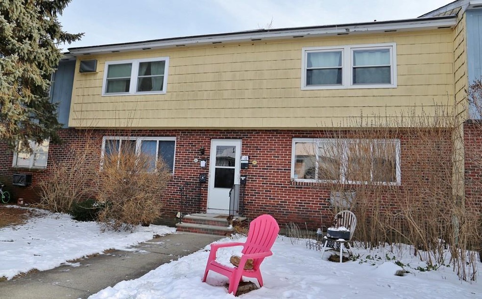 30 Shawsheen Ct unit A, Lawrence, MA 01843 - photo 1