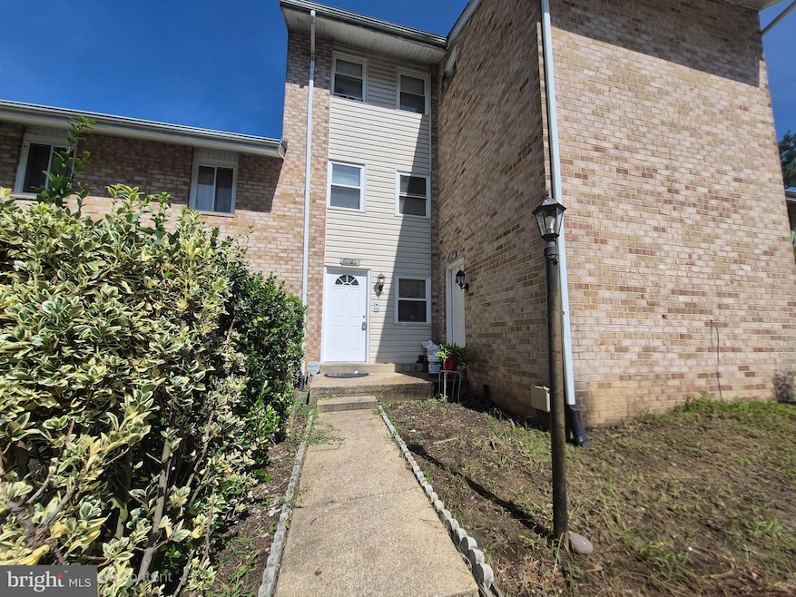 For Rent $1,350/month